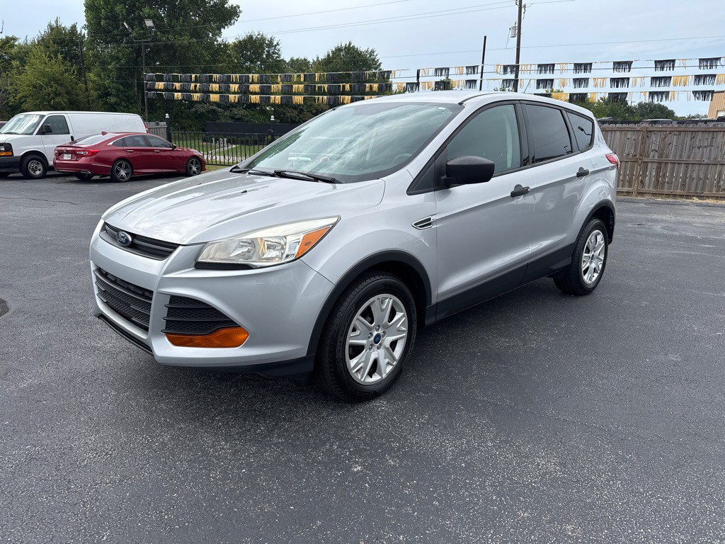2016 Ford Escape Image 1