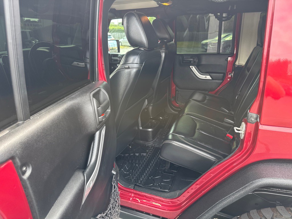 2013 Jeep Wrangler Unlimited Image 10