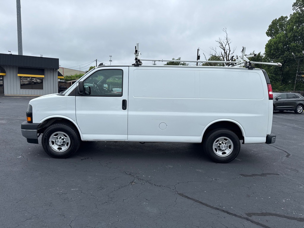 2019 Chevrolet Express Image 2