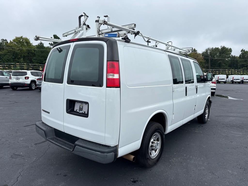 2019 Chevrolet Express Image 5