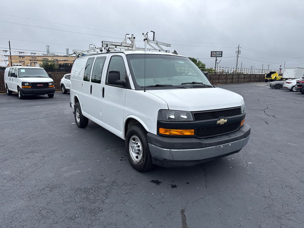 2019 Chevrolet Express Image 7