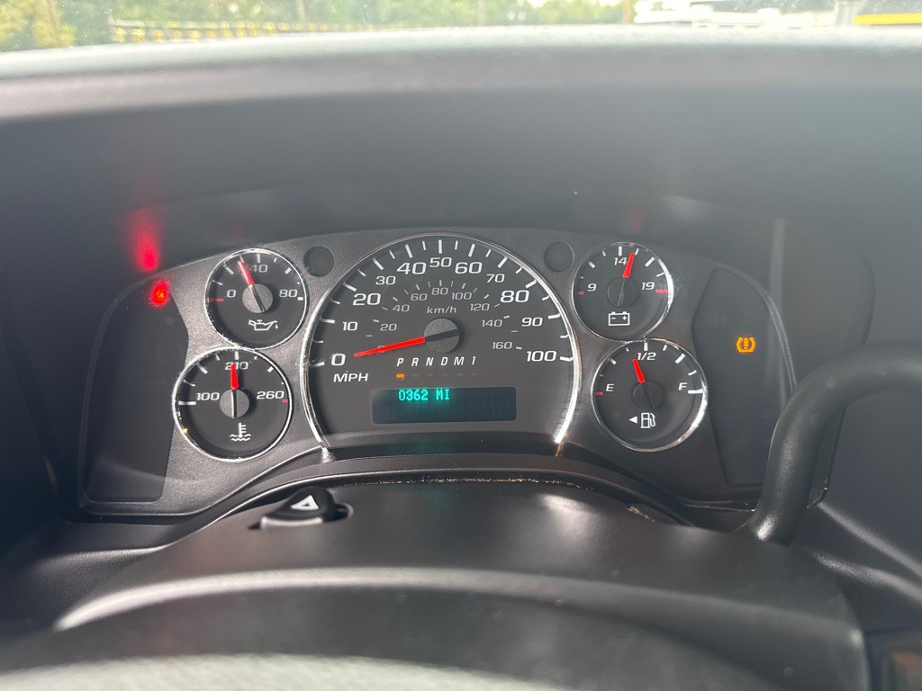 2019 Chevrolet Express Image 15