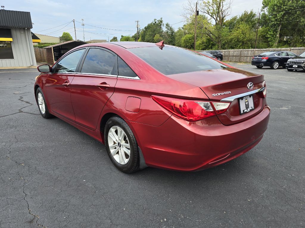2013 Hyundai Sonata Image 3