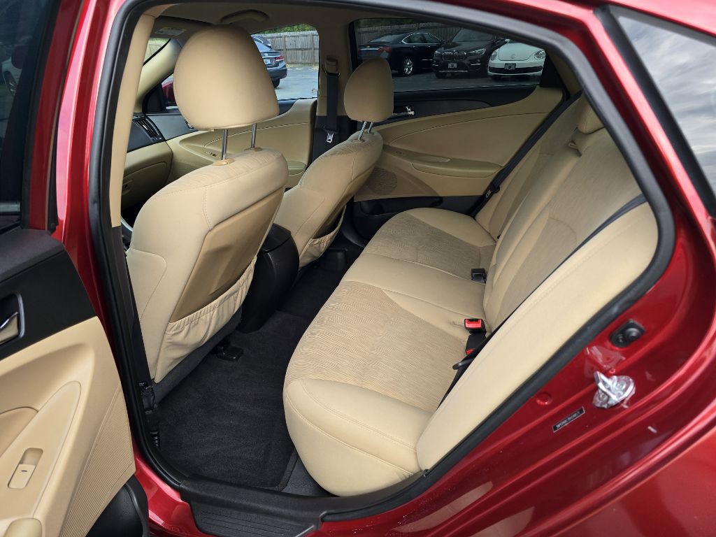 2013 Hyundai Sonata Image 13
