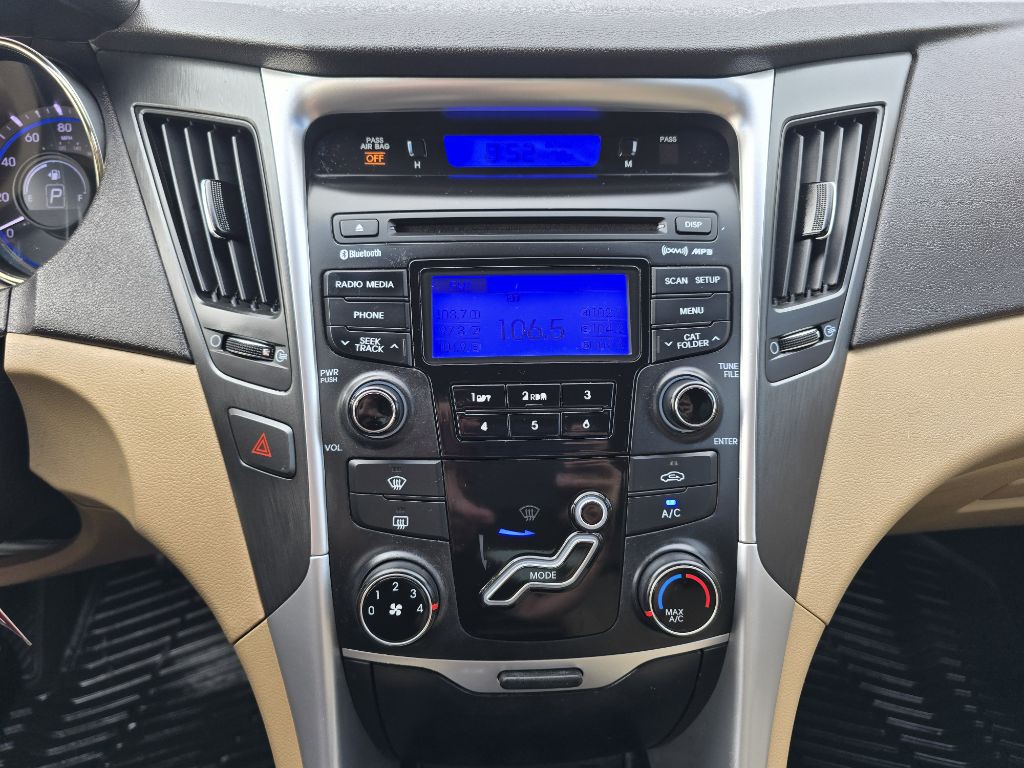 2013 Hyundai Sonata Image 20