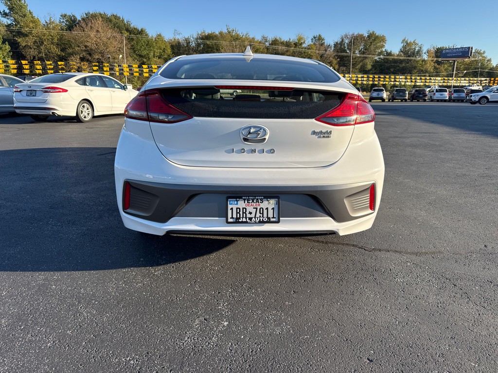 2020 Hyundai Ioniq Image 4