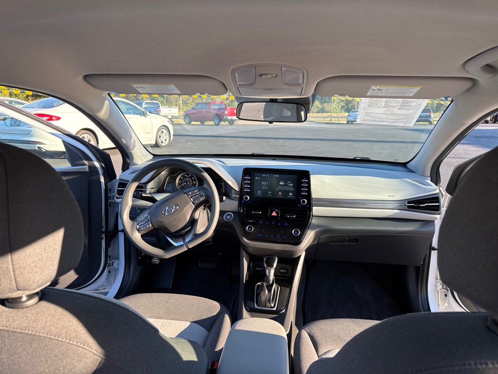 2020 Hyundai Ioniq Image 16