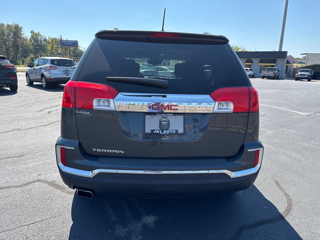 2017 GMC Terrain Image 4