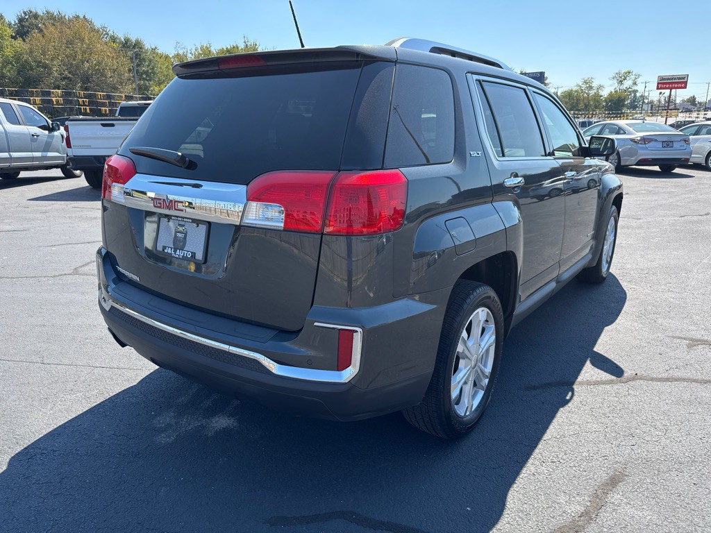 2017 GMC Terrain Image 5