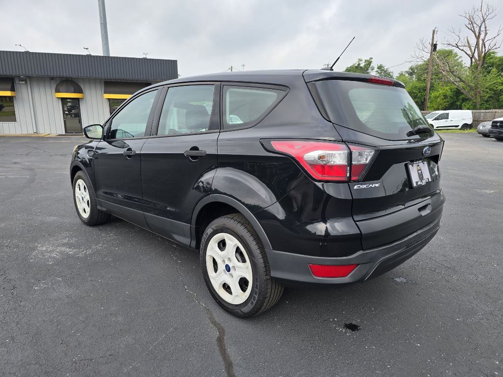 2017 Ford Escape Image 3