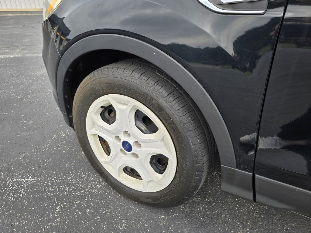 2017 Ford Escape Image 9