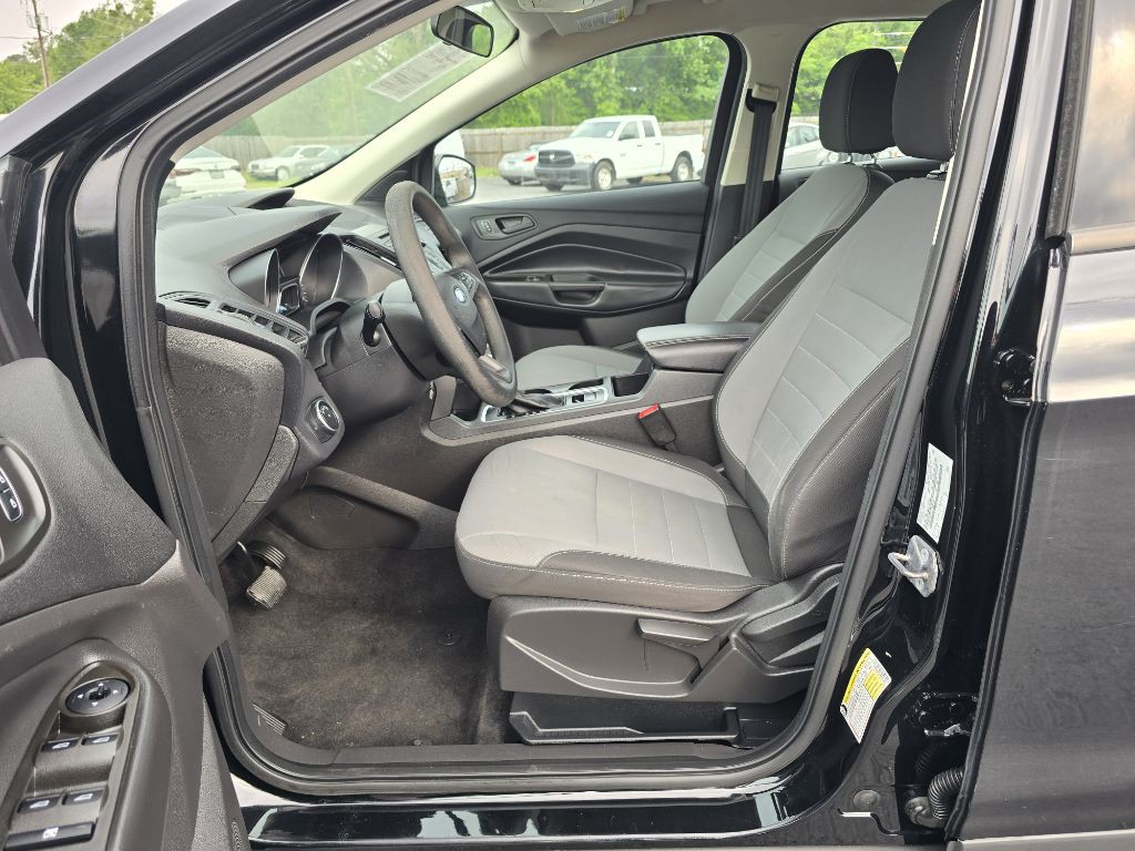 2017 Ford Escape Image 11