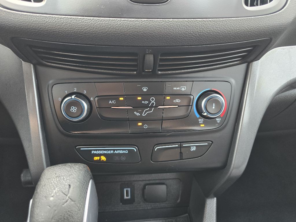 2017 Ford Escape Image 21