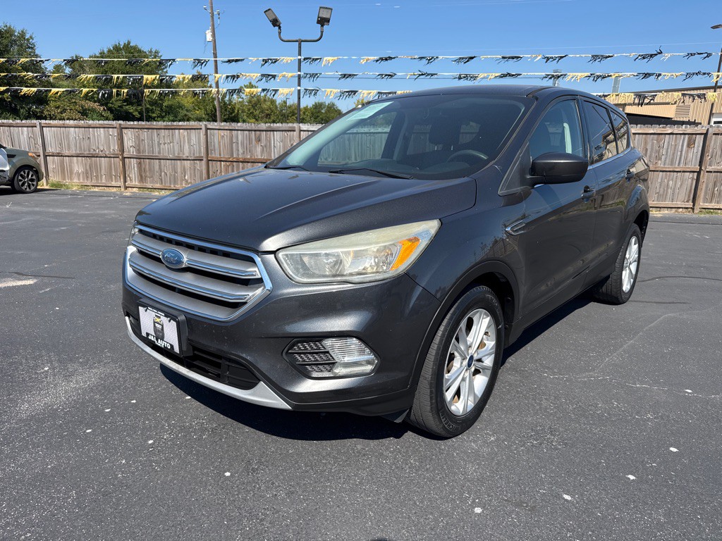 2017 Ford Escape Image 1