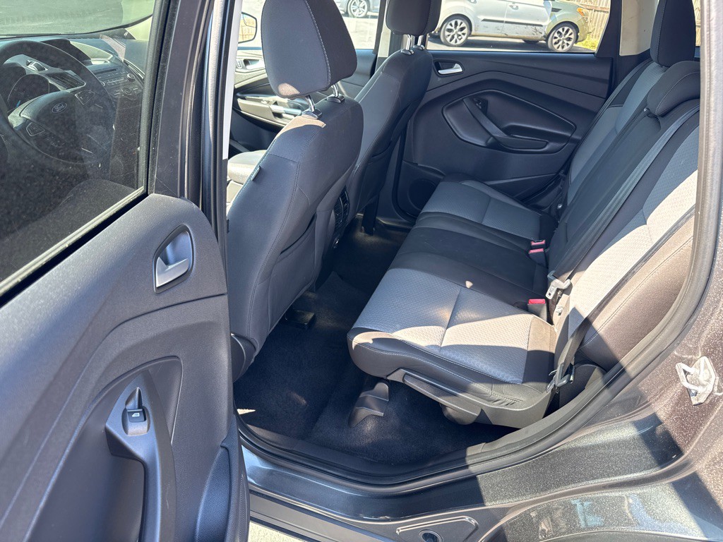 2017 Ford Escape Image 10