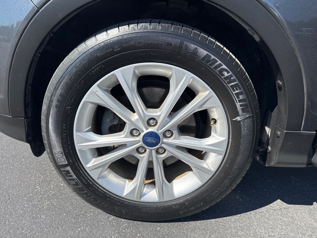 2017 Ford Escape Image 17