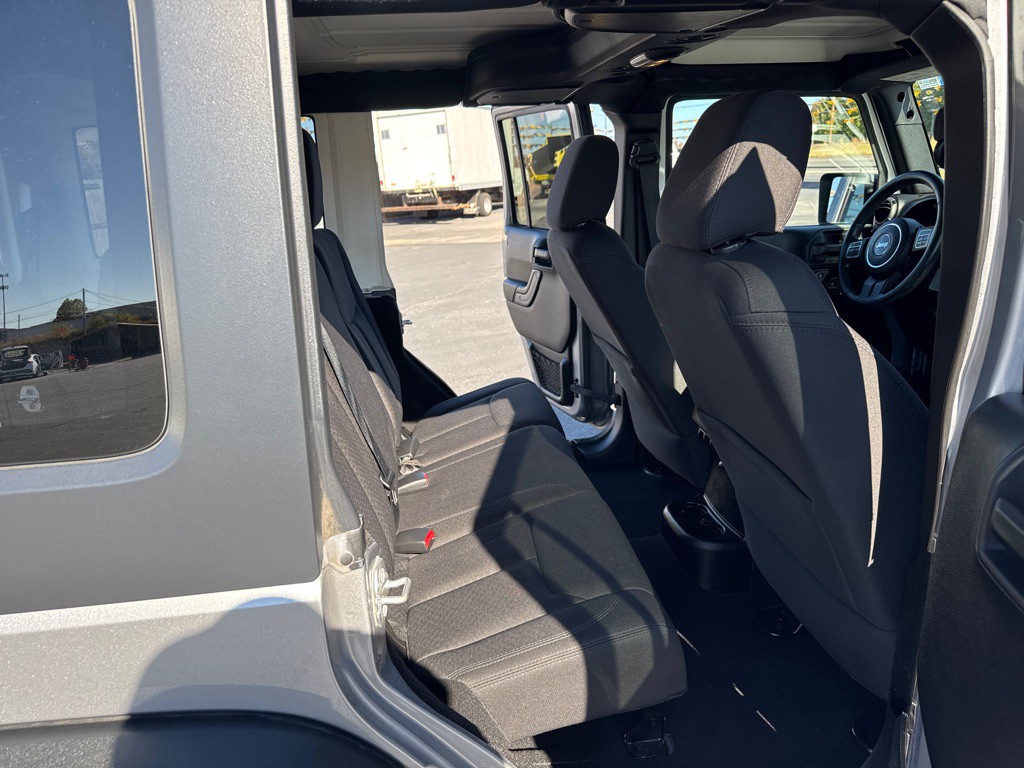 2015 Jeep Wrangler Unlimited Image 15