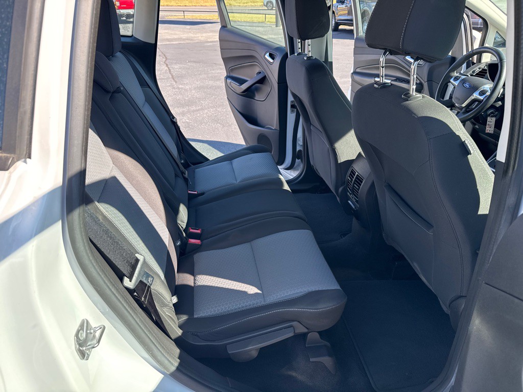 2017 Ford C-Max Image 15