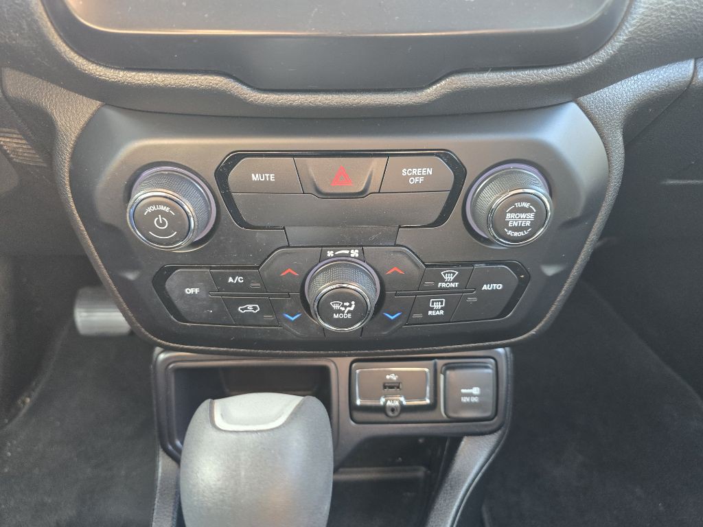 2018 Jeep Renegade Image 16