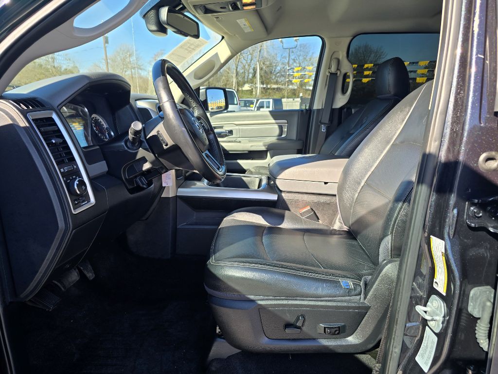 2017 RAM 1500 Image 10