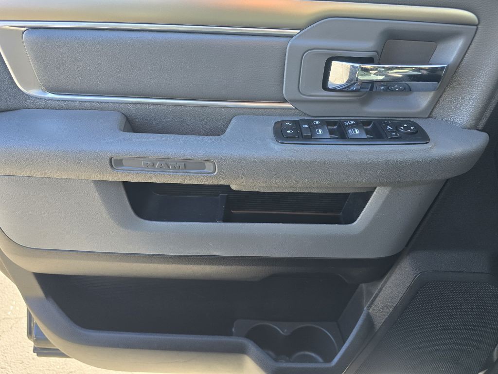 2017 RAM 1500 Image 13