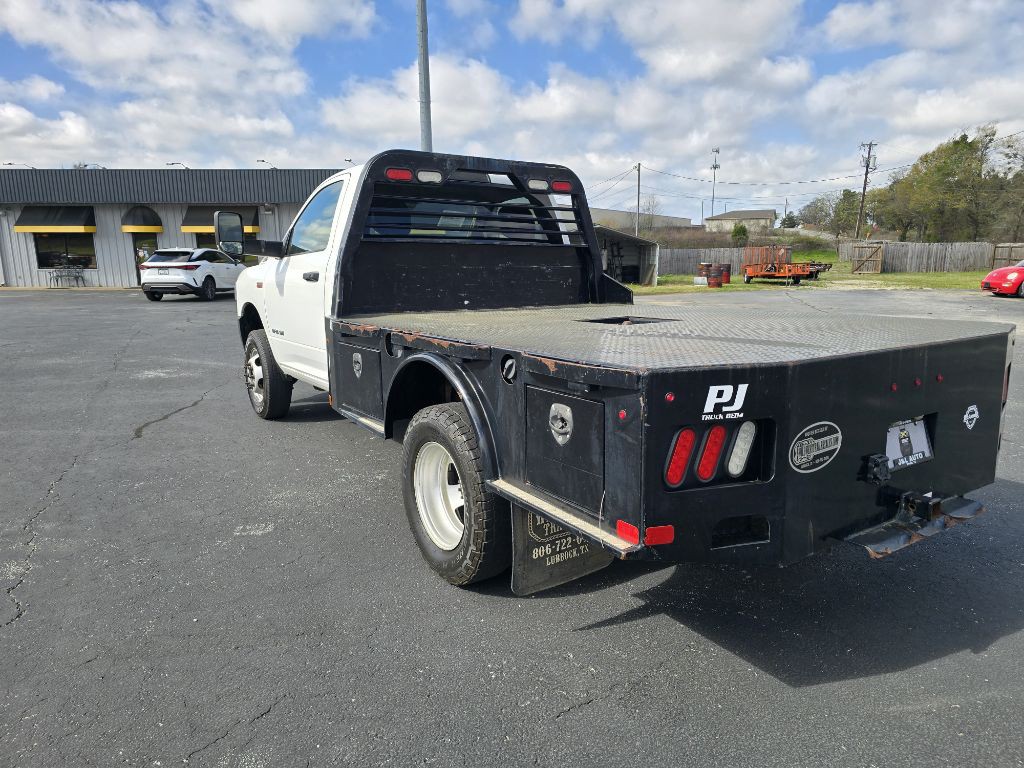 2019 RAM 3500 Image 3