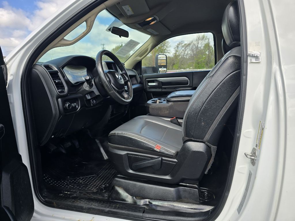2019 RAM 3500 Image 13