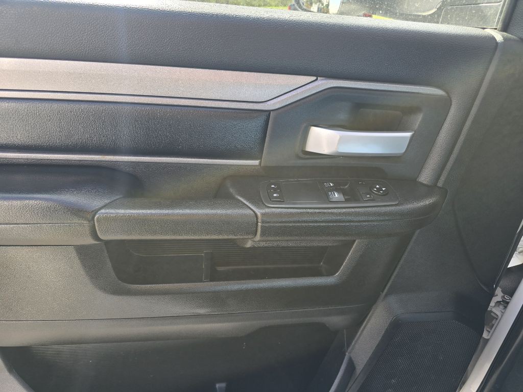 2019 RAM 3500 Image 15