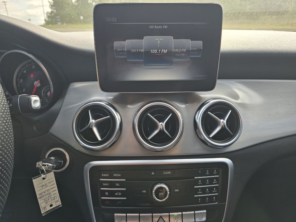 2019 Mercedes-Benz GLA-Class Image 17