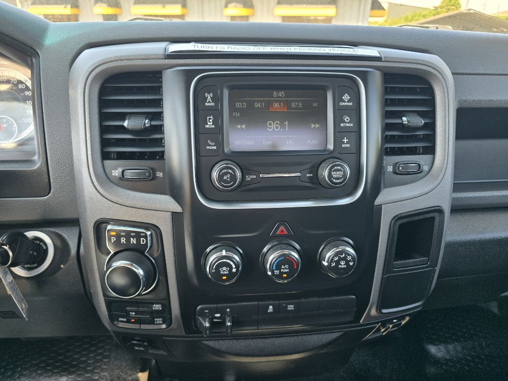 2017 RAM 1500 Image 12