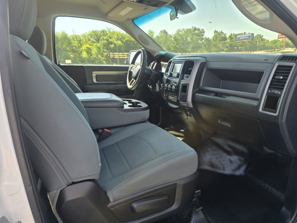 2017 RAM 1500 Image 15