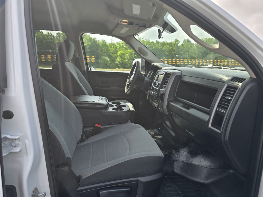 2022 RAM 1500 Image 17