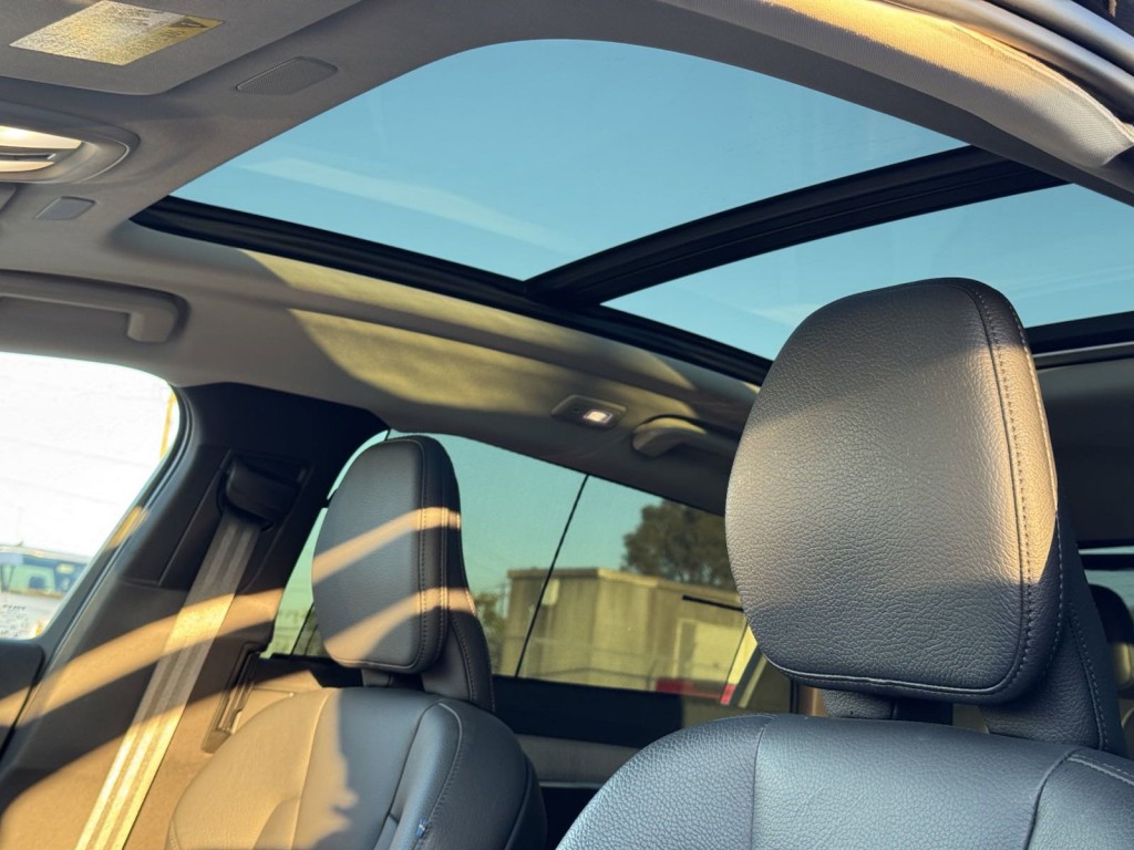 2023 Volvo S90 Image 33
