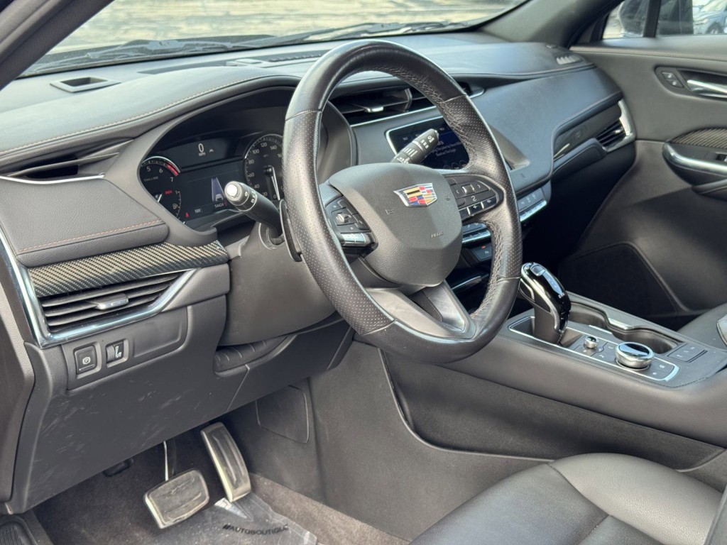 2021 Cadillac XT4 Image 12