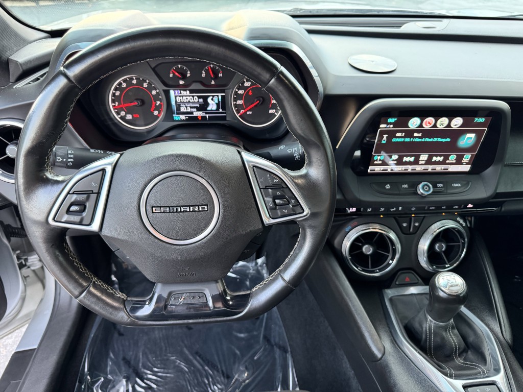 2017 Chevrolet Camaro Image 23