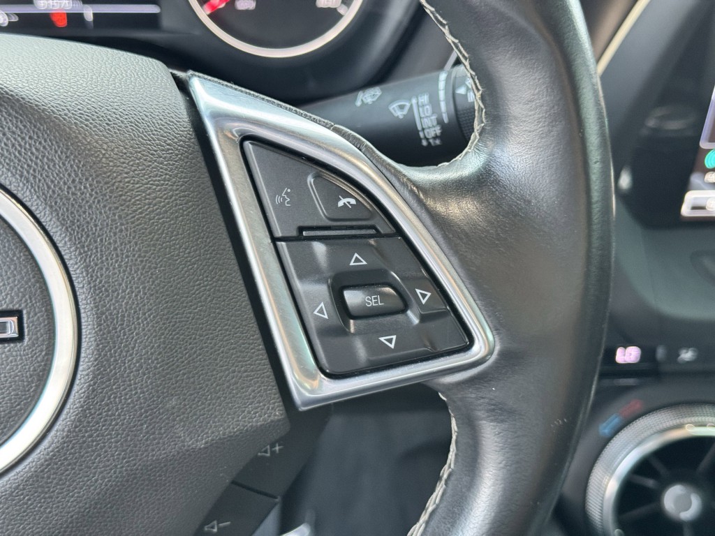 2017 Chevrolet Camaro Image 26