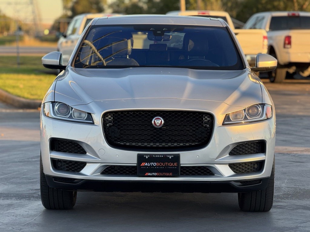 2020 Jaguar F-PACE Image 7