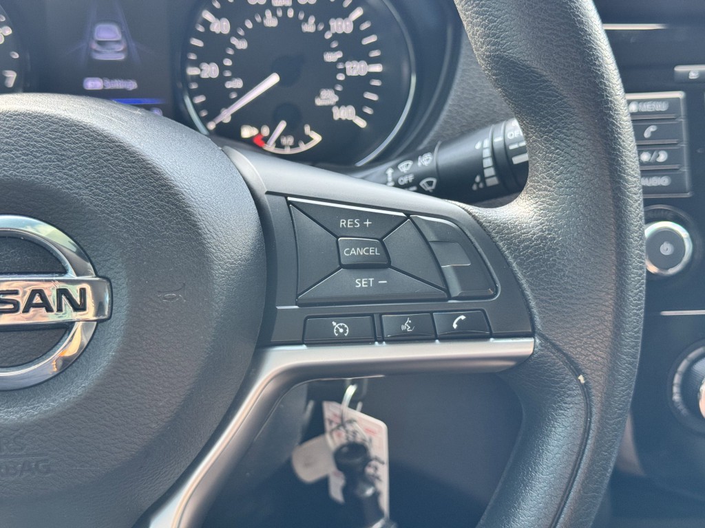 2021 Nissan Rogue Image 17