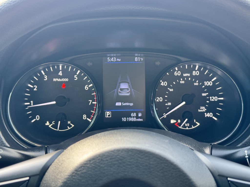 2021 Nissan Rogue Image 18