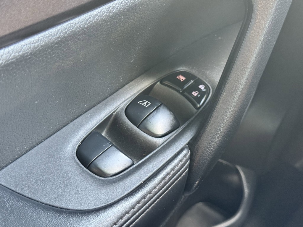 2021 Nissan Rogue Image 22