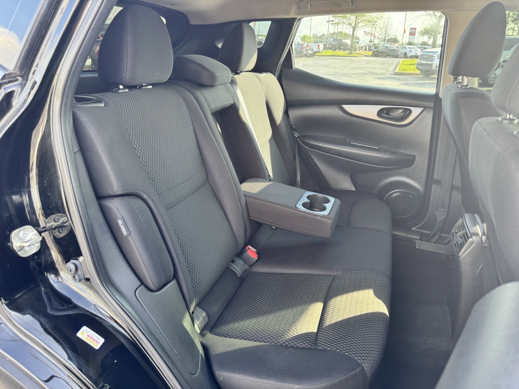 2021 Nissan Rogue Image 26