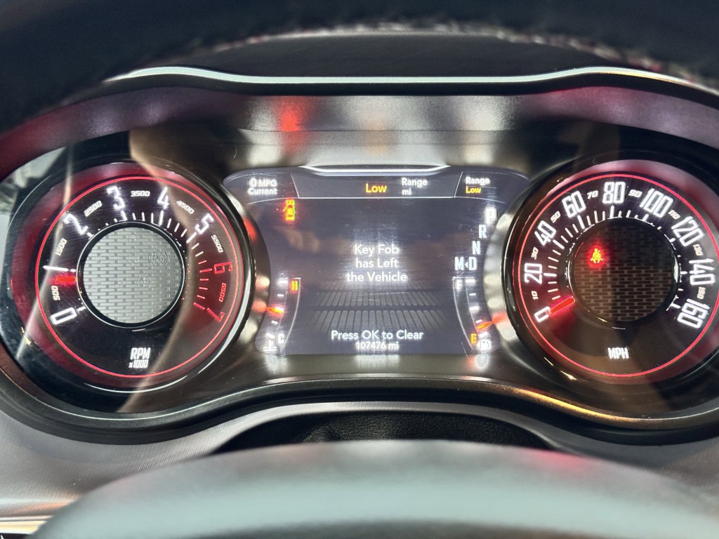 2019 Dodge Challenger Image 18