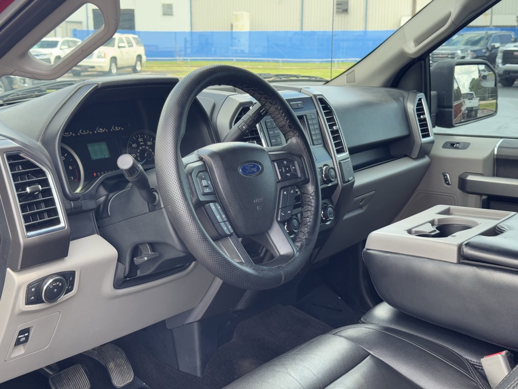 2016 Ford F-150 Image 12