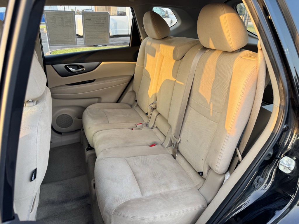 2015 Nissan Rogue Image 27