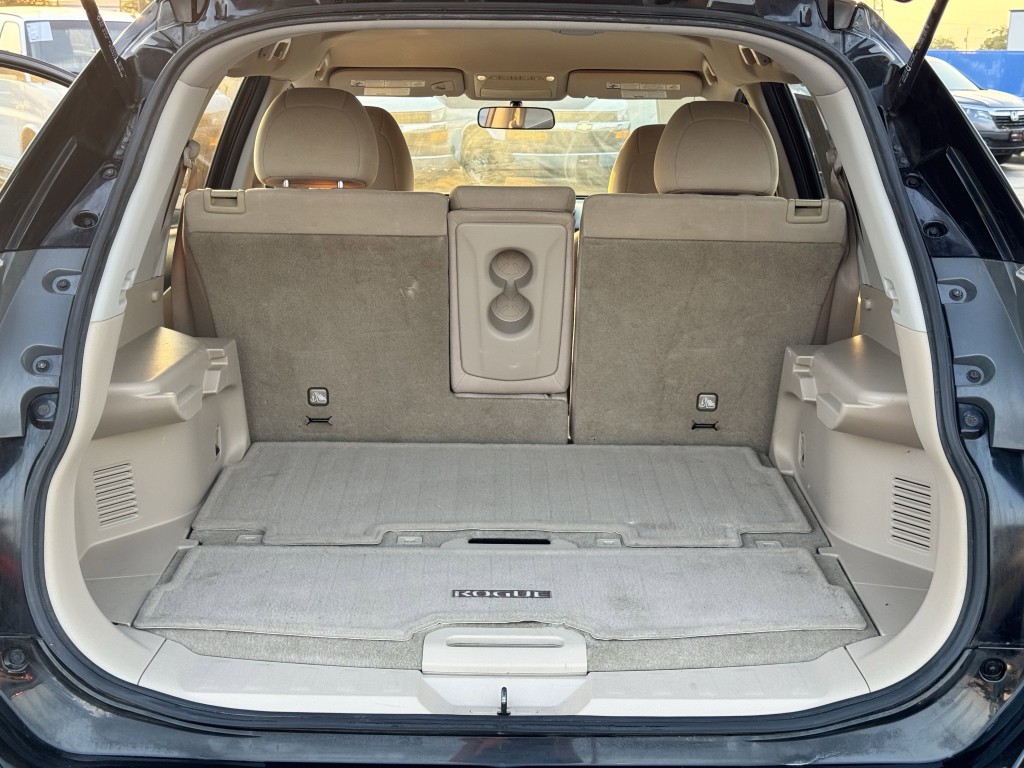2015 Nissan Rogue Image 28