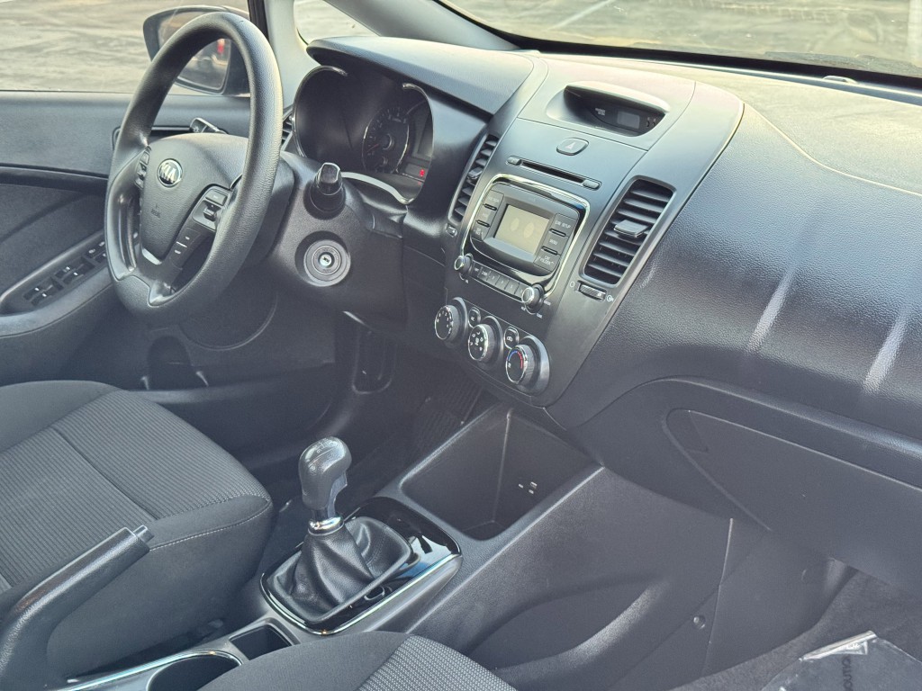 2018 Kia Forte Image 11