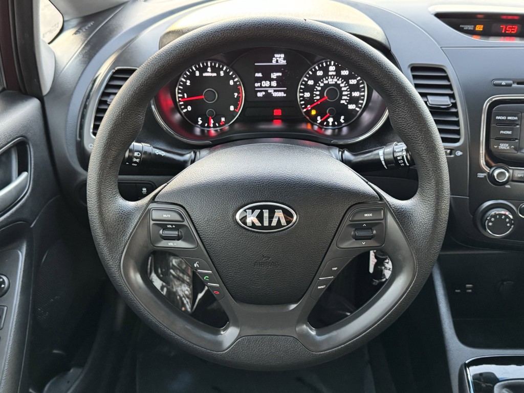 2018 Kia Forte Image 13