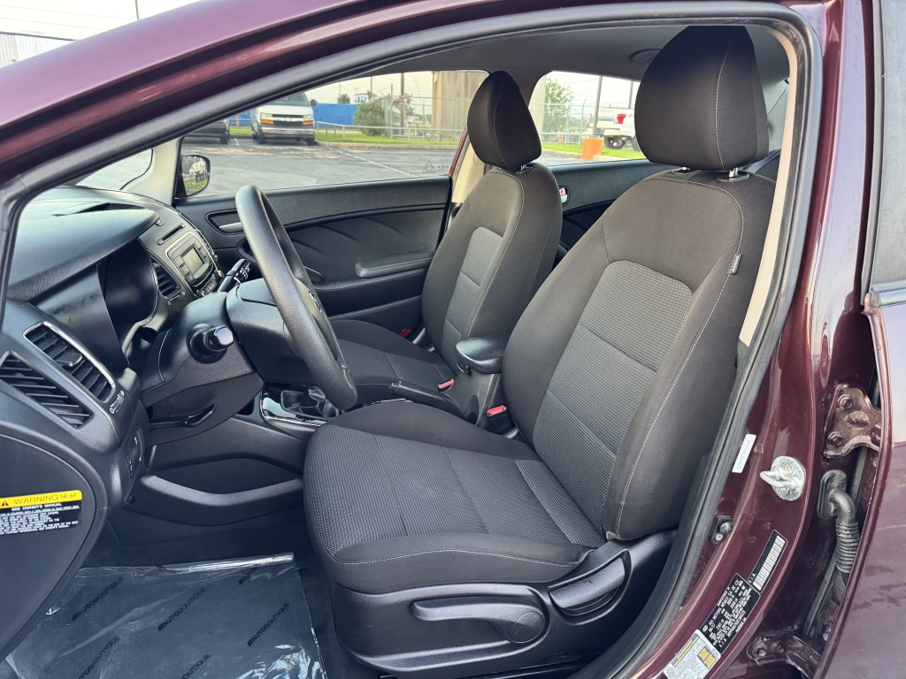 2018 Kia Forte Image 21