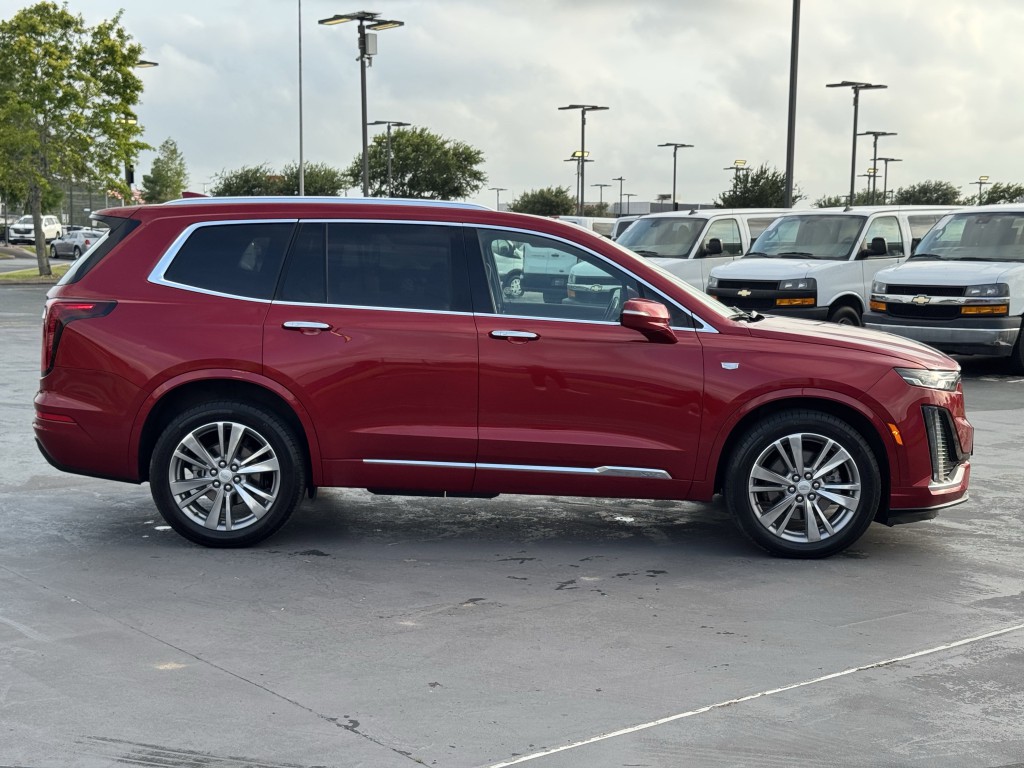 2024 Cadillac XT6 Image 12
