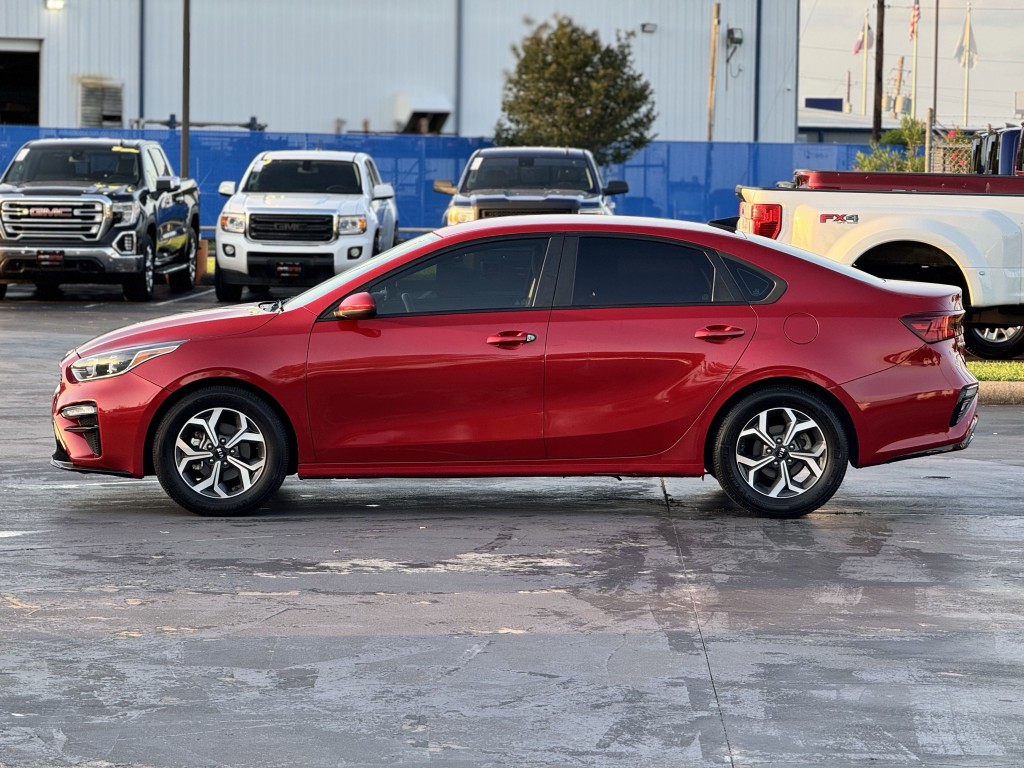 2021 Kia Forte Image 8
